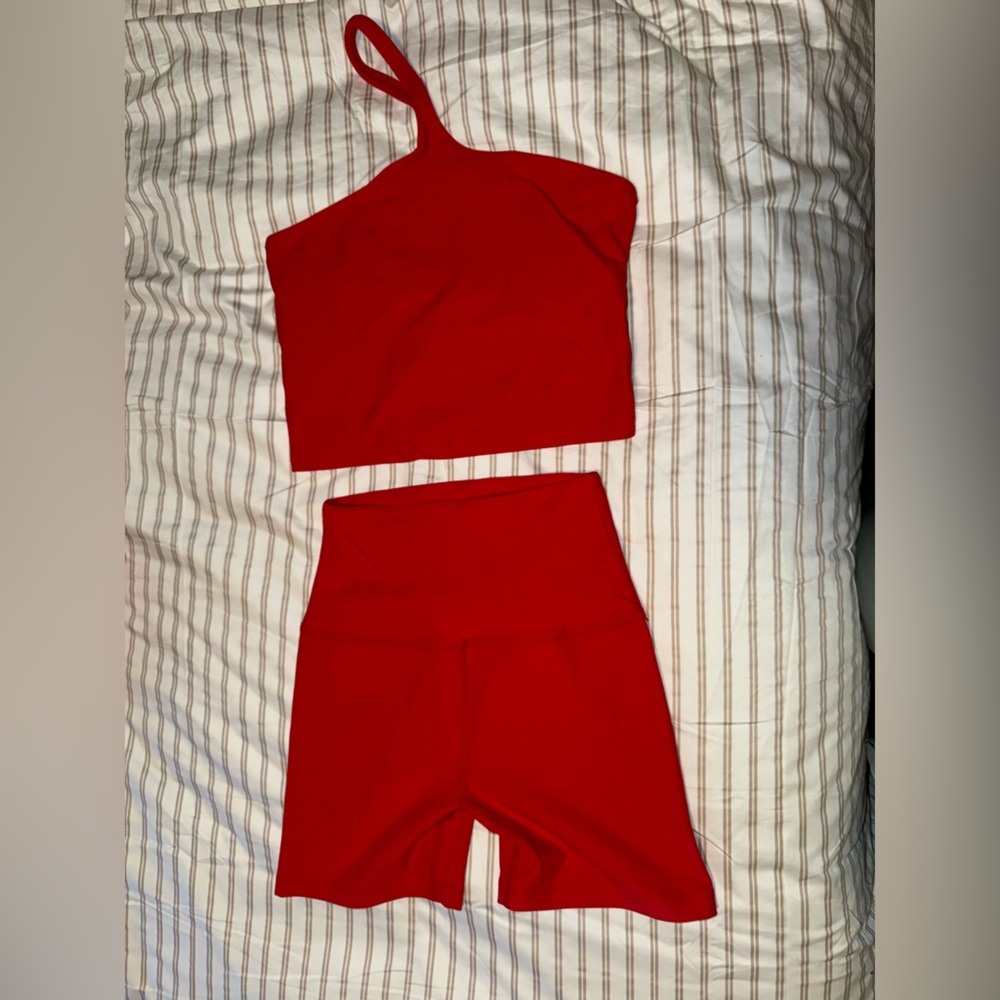 Beyond yoga short set
